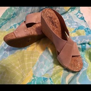 🦩LUCKY BRAND🦩cork wedge, elastic top.🌷EUC